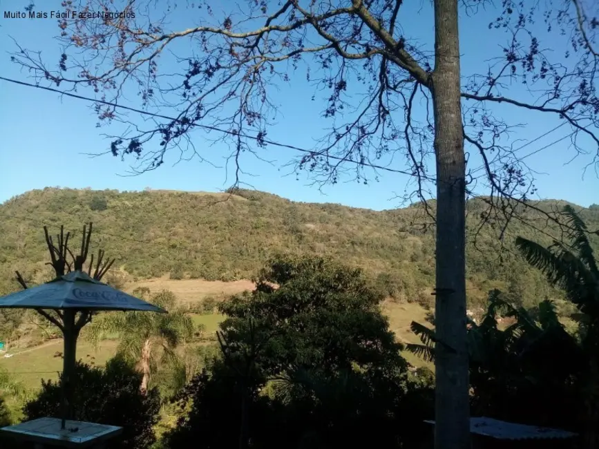 Sítio / Rancho com 2 quartos à venda, 84m2 em Picada Cafe - RS - imagem 7 Foto 7 de Sítio / Rancho com 2 quartos à venda, 84m2 em Picada Cafe - RS