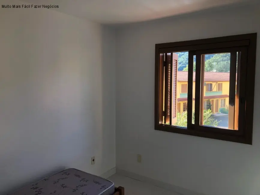 Foto 8 de Casa de Condomínio com 2 quartos à venda, 90m2 em Nova Petropolis - RS