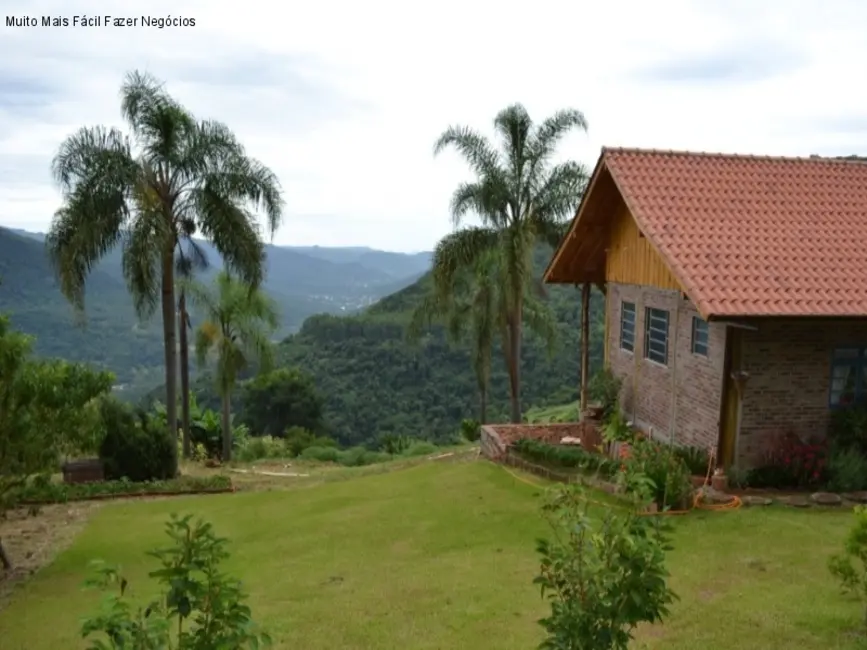 Foto 1 de Sítio / Rancho à venda, 60m2 em Nova Petropolis - RS