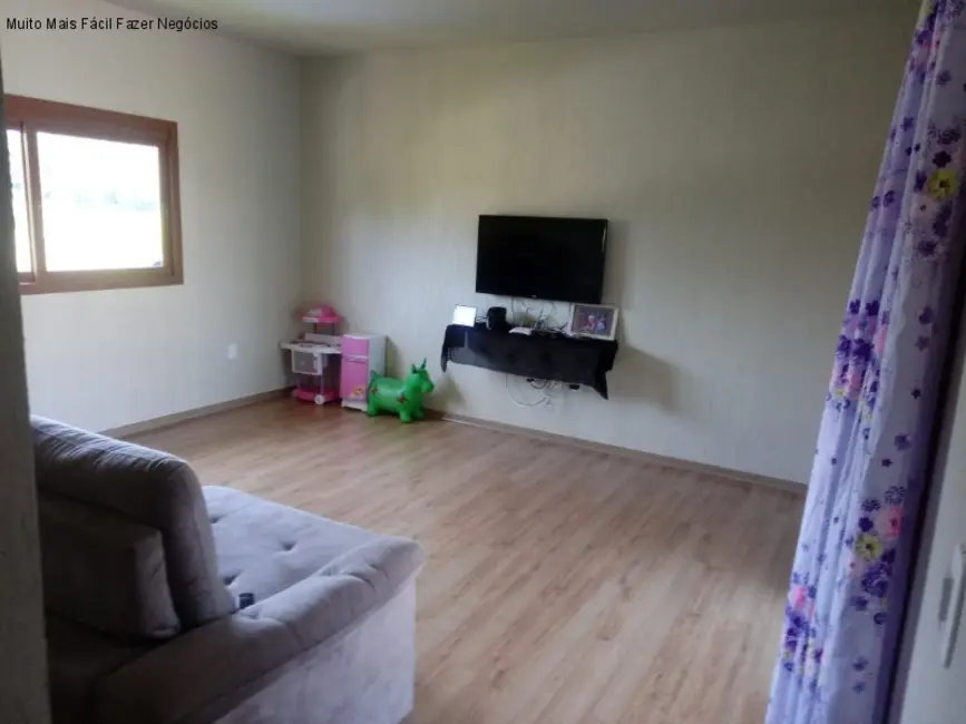 Casa com 5 quartos à venda, 290m2 em Nova Petropolis - RS - imagem 3 Foto 3 de Casa com 5 quartos à venda, 290m2 em Nova Petropolis - RS