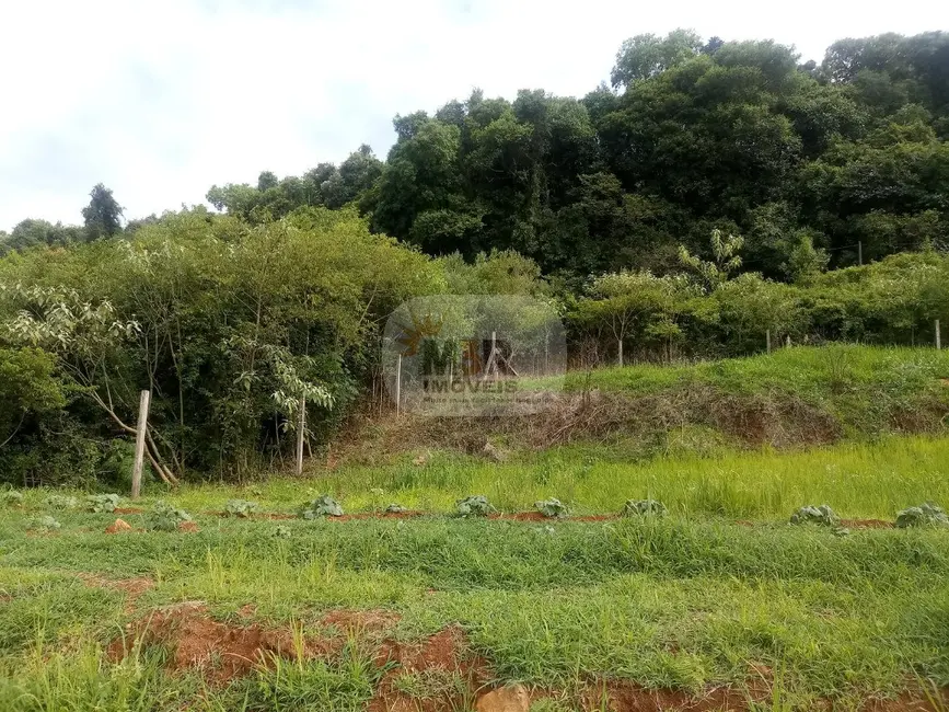 Foto 1 de Terreno / Lote à venda, 429m2 em Nova Petropolis - RS