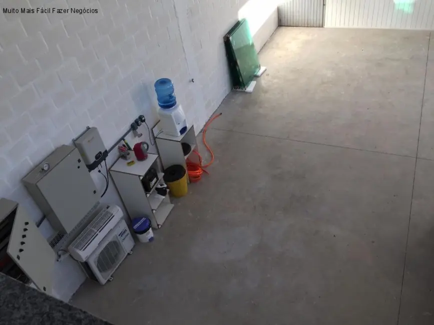 Armazém / Galpão à venda, 200m2 em Ana Rech, Caxias Do Sul - RS - imagem 6 Foto 6 de Armazém / Galpão à venda, 200m2 em Ana Rech, Caxias Do Sul - RS