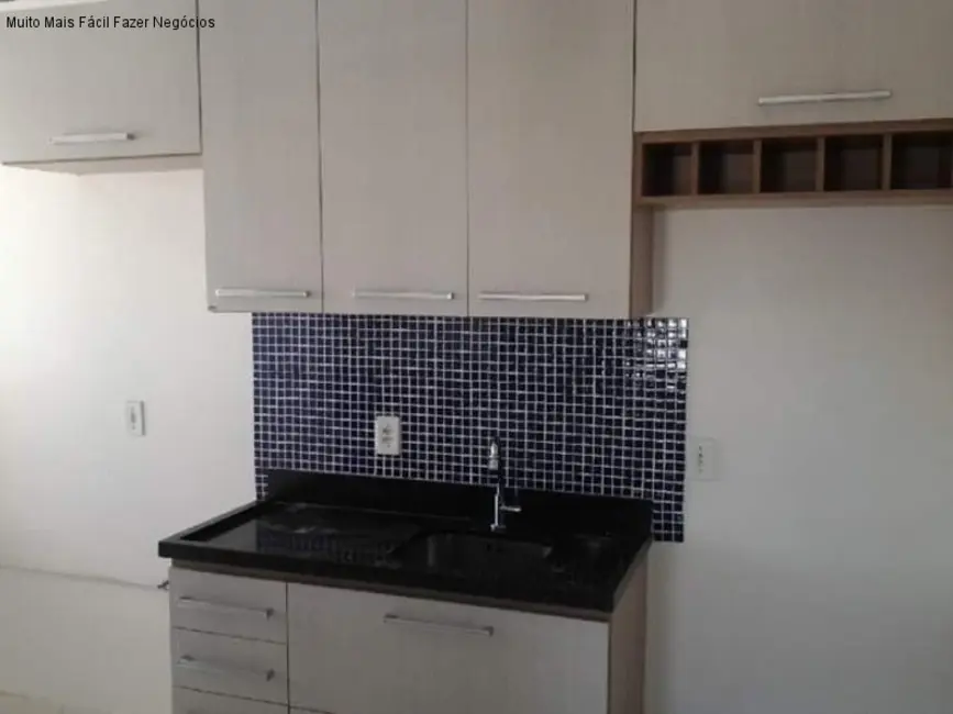 Foto 9 de Apartamento com 2 quartos à venda, 43m2 em Fátima, Canoas - RS