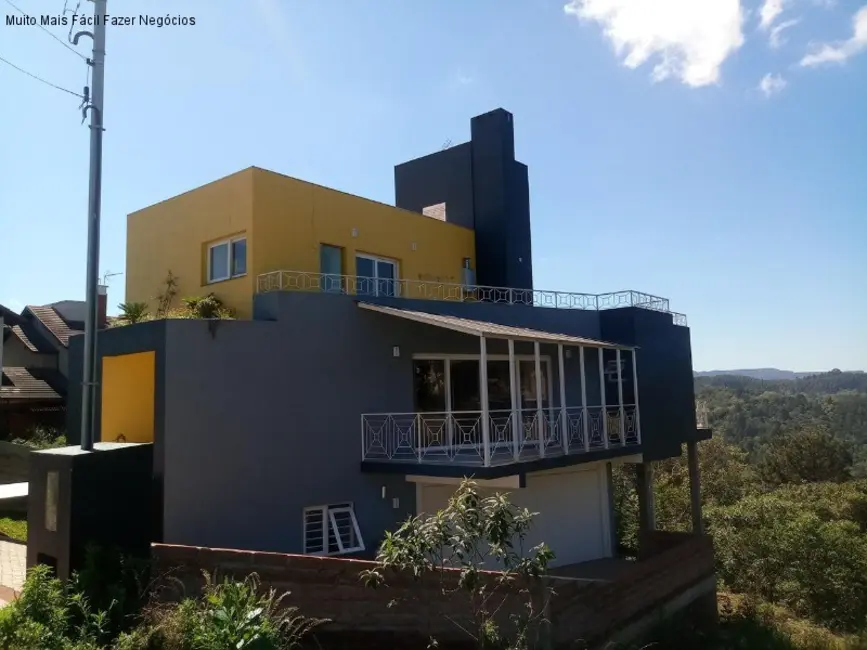 Foto 2 de Casa com 5 quartos à venda, 400m2 em Nova Petropolis - RS