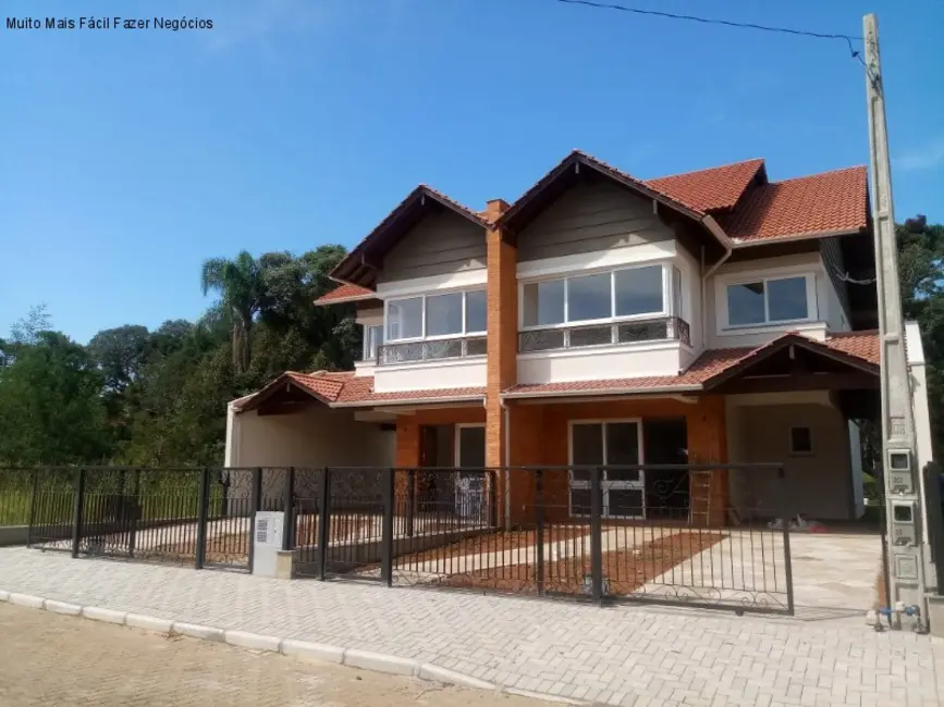 Foto 1 de Casa com 3 quartos à venda, 155m2 em Nova Petropolis - RS