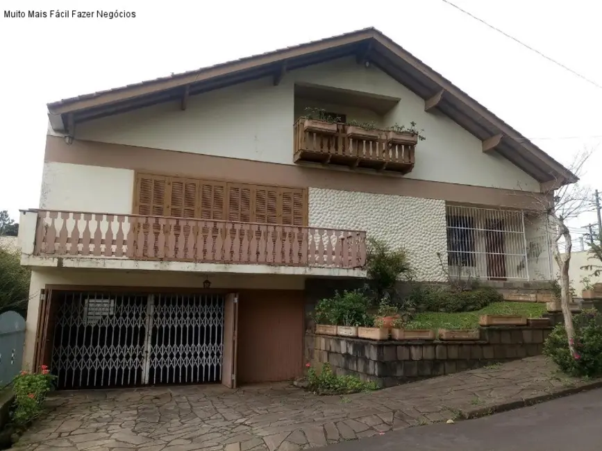 Foto 1 de Casa com 4 quartos à venda, 293m2 em Nova Petropolis - RS