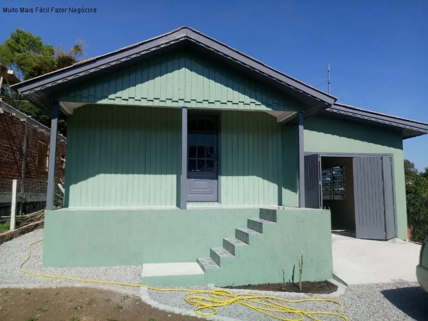 Foto 1 de Casa com 2 quartos à venda, 96m2 em Nova Petropolis - RS