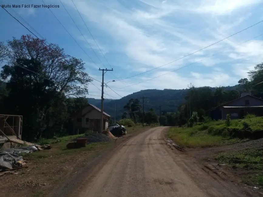 Casa com 2 quartos à venda, 144m2 em Picada Cafe - RS - imagem 3 Foto 3 de Casa com 2 quartos à venda, 144m2 em Picada Cafe - RS