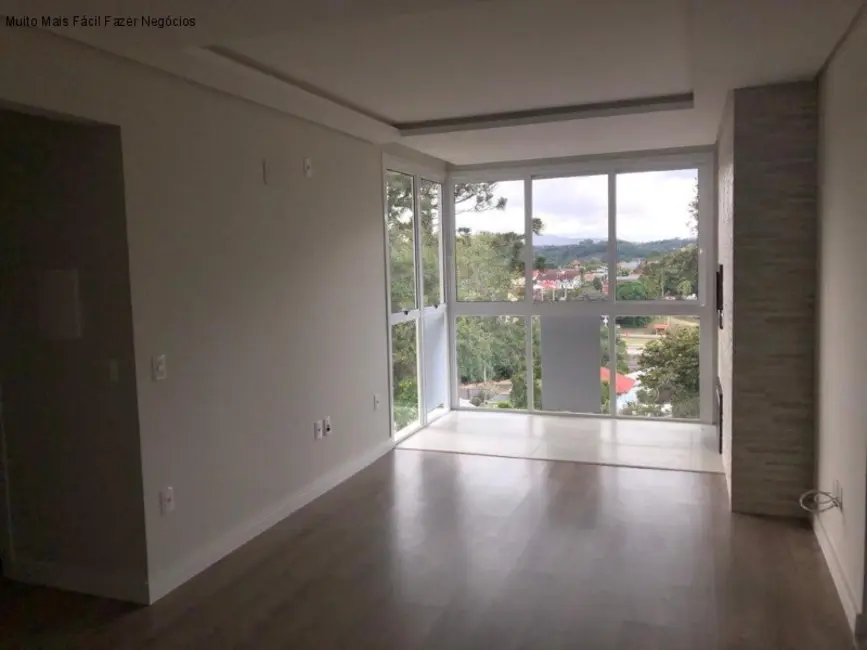 Foto 6 de Apartamento com 2 quartos à venda, 80m2 em Nova Petropolis - RS