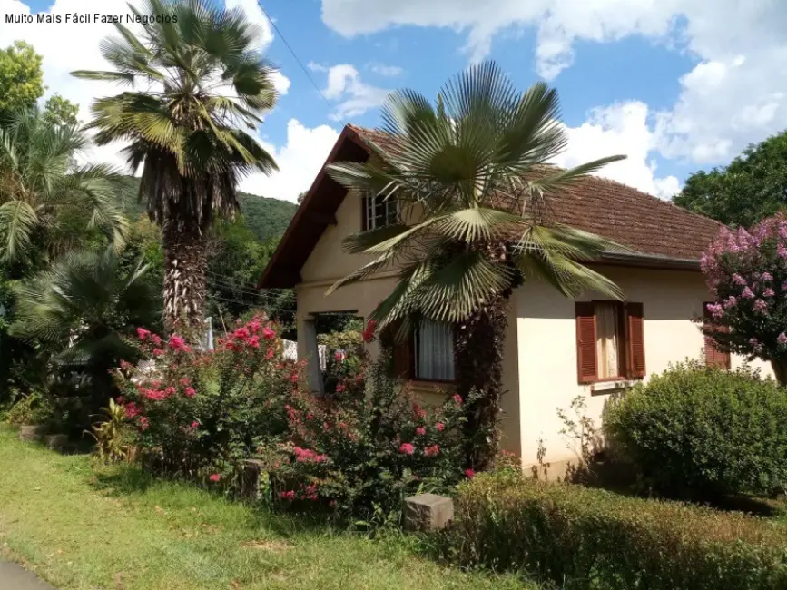 Foto 1 de Casa com 3 quartos à venda, 92m2 em Nova Petropolis - RS