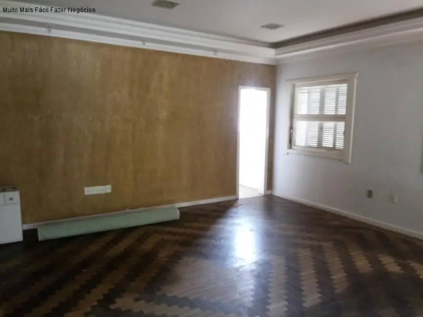 Foto 5 de Sala Comercial com 4 quartos à venda, 246m2 em Centro, Gramado - RS