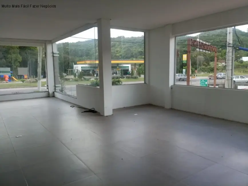 Sala Comercial à venda e para alugar, 166m2 em Nova Petropolis - RS - imagem 8 Foto 8 de Sala Comercial à venda e para alugar, 166m2 em Nova Petropolis - RS