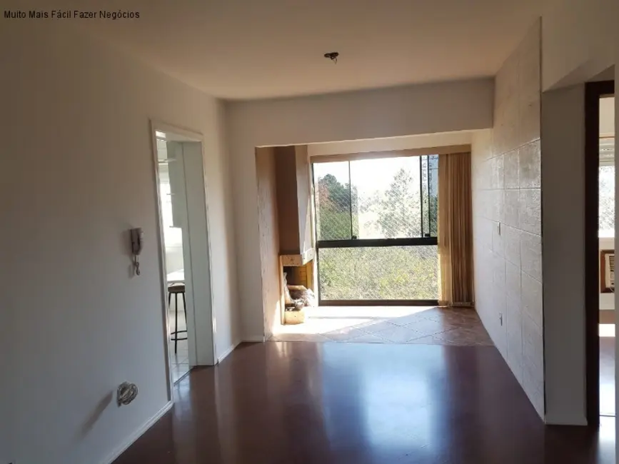 Foto 1 de Apartamento com 3 quartos à venda, 75m2 em Cavalhada, Porto Alegre - RS