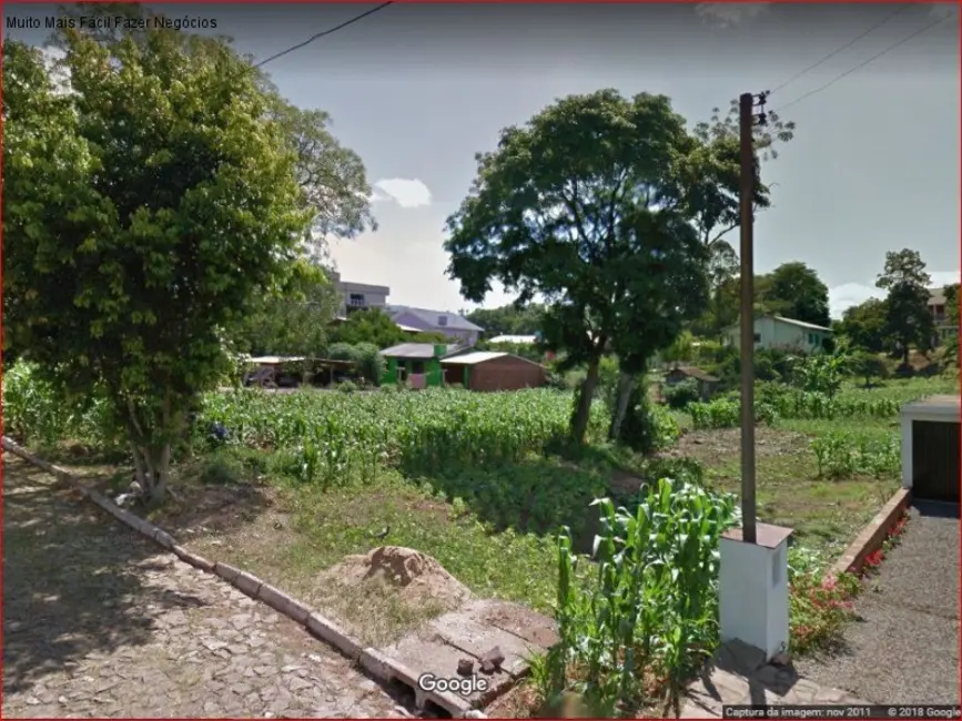 Foto 2 de Terreno / Lote à venda, 440m2 em Dois Irmaos - RS