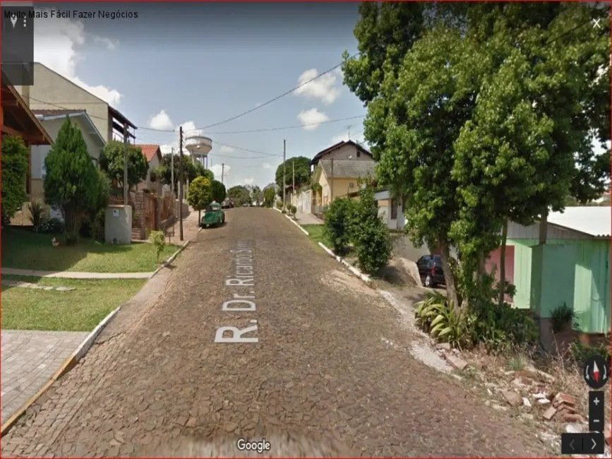 Foto 3 de Terreno / Lote à venda, 440m2 em Dois Irmaos - RS