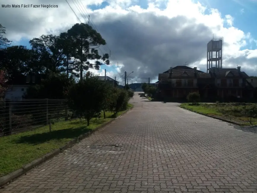 Casa de Condomínio com 2 quartos à venda e para alugar, 108m2 em Nova Petropolis - RS - imagem 3 Foto 3 de Casa de Condomínio com 2 quartos à venda e para alugar, 108m2 em Nova Petropolis - RS