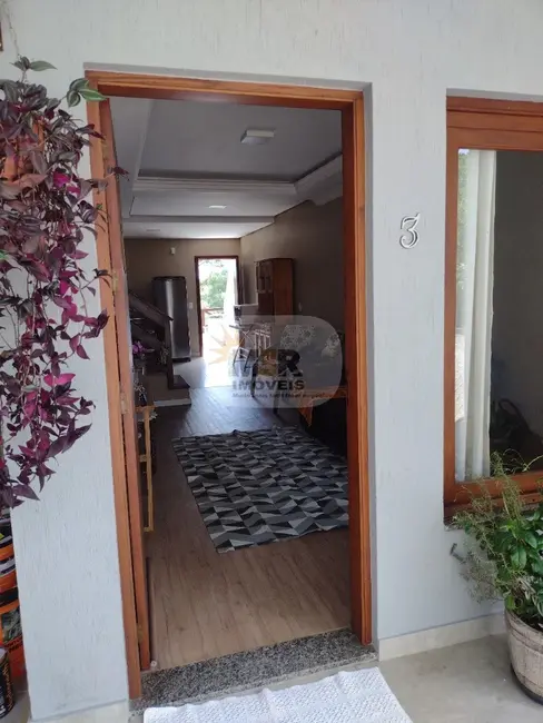 Casa de Condomínio com 2 quartos à venda e para alugar, 108m2 em Nova Petropolis - RS - imagem 4 Foto 4 de Casa de Condomínio com 2 quartos à venda e para alugar, 108m2 em Nova Petropolis - RS