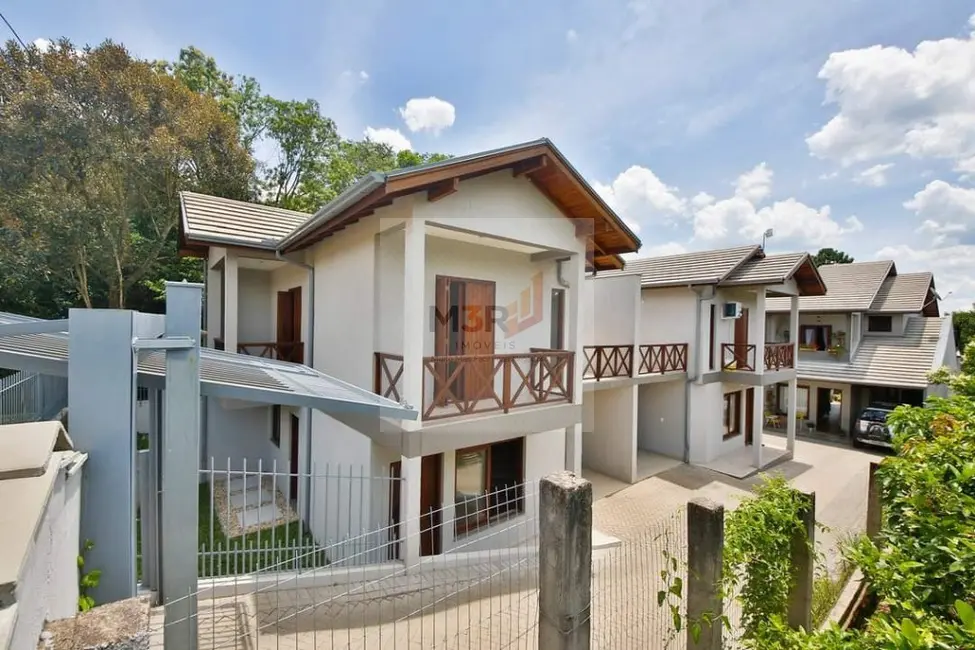 Foto 1 de Casa de Condomínio com 2 quartos para alugar, 109m2 em Nova Petropolis - RS
