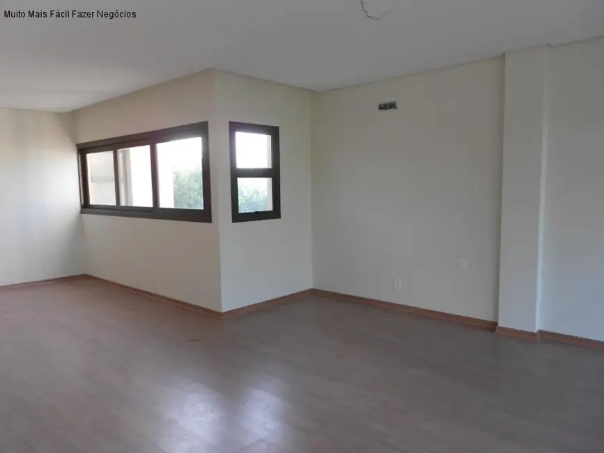 Foto 8 de Apartamento com 3 quartos à venda, 204m2 em Centro, Nova Petropolis - RS