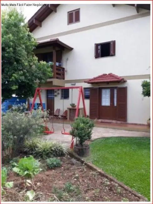 Foto 4 de Casa com 5 quartos à venda, 244m2 em Nova Petropolis - RS