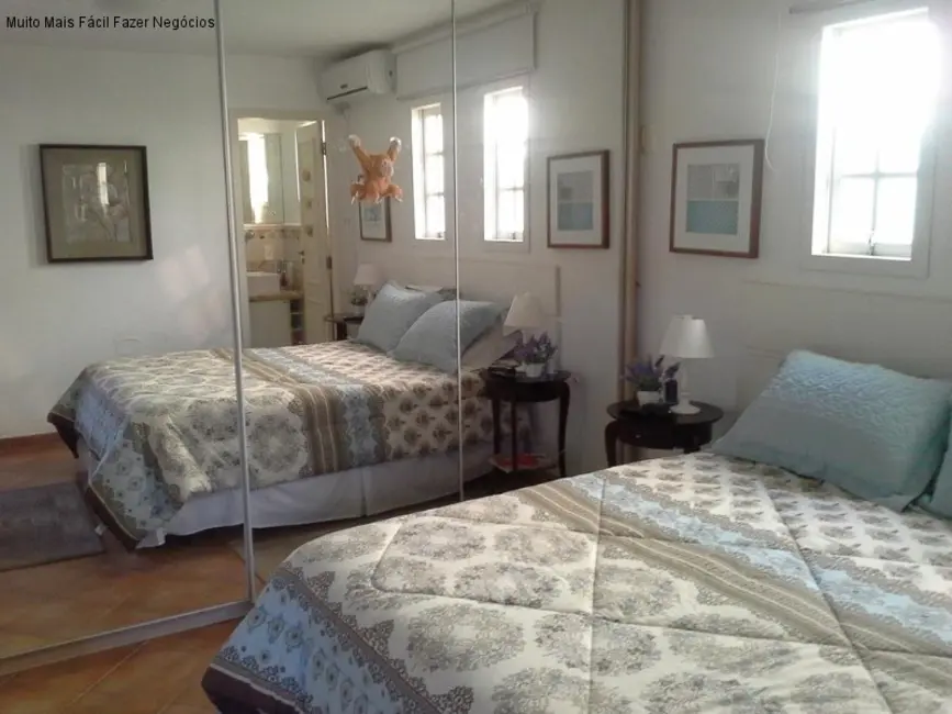 Foto 4 de Casa com 5 quartos à venda, 280m2 em Nações, Balneario Camboriu - SC