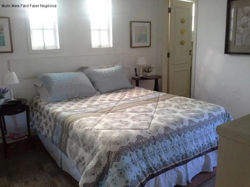 Foto 3 de Casa com 5 quartos à venda, 280m2 em Nações, Balneario Camboriu - SC