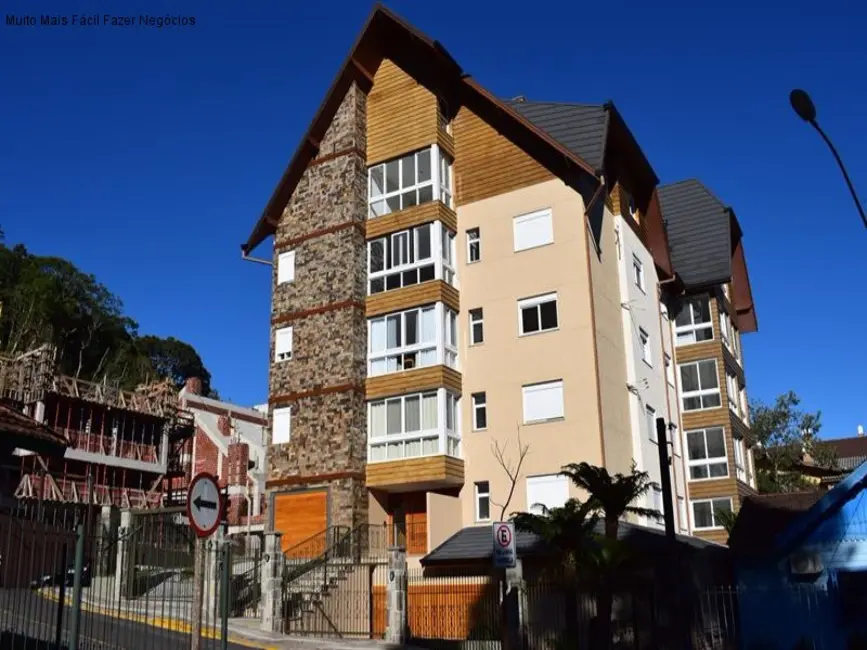 Foto 2 de Apartamento com 3 quartos à venda, 126m2 em Gramado - RS