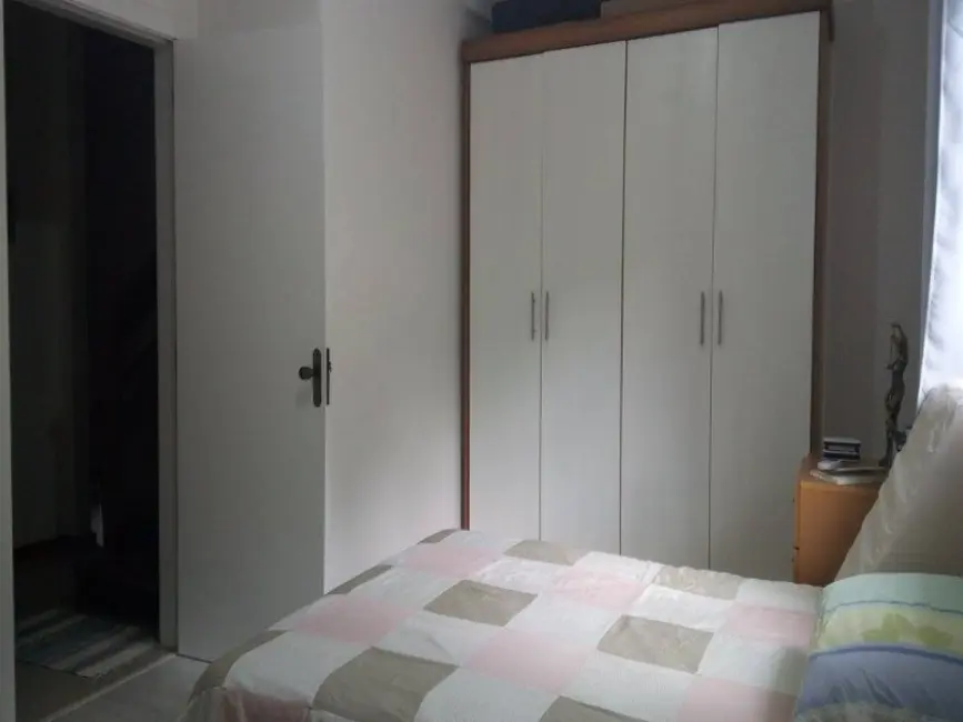 Casa de Condomínio com 3 quartos à venda, 165m2 em Gramado - RS - imagem 9 Foto 9 de Casa de Condomínio com 3 quartos à venda, 165m2 em Gramado - RS