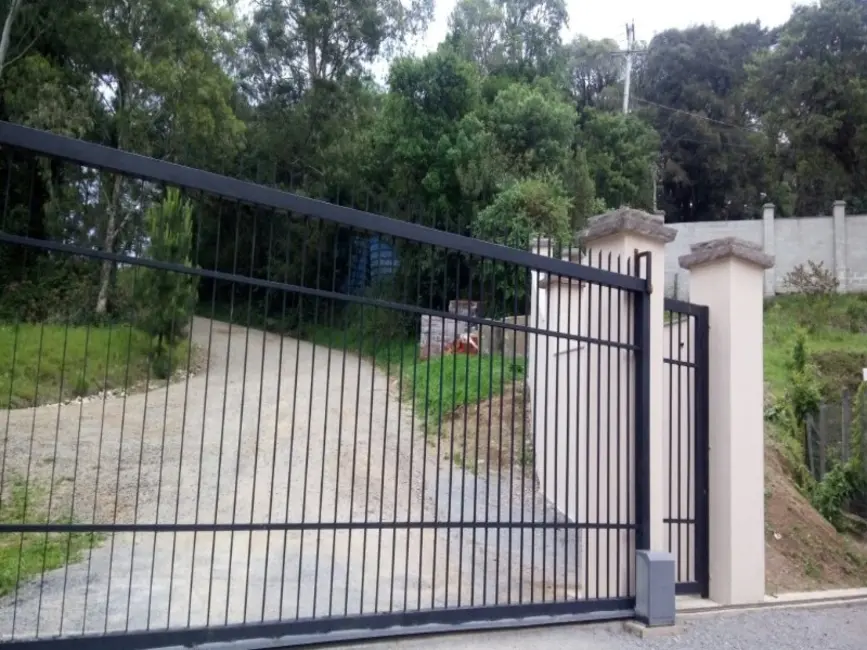 Casa de Condomínio com 3 quartos à venda, 165m2 em Gramado - RS - imagem 3 Foto 3 de Casa de Condomínio com 3 quartos à venda, 165m2 em Gramado - RS