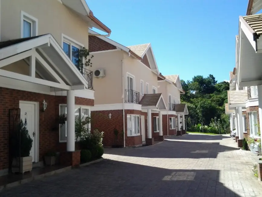 Casa de Condomínio com 3 quartos à venda, 165m2 em Gramado - RS - imagem 1 Foto 1 de Casa de Condomínio com 3 quartos à venda, 165m2 em Gramado - RS