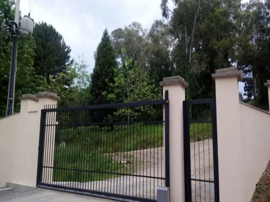 Casa de Condomínio com 3 quartos à venda, 165m2 em Gramado - RS - imagem 2 Foto 2 de Casa de Condomínio com 3 quartos à venda, 165m2 em Gramado - RS