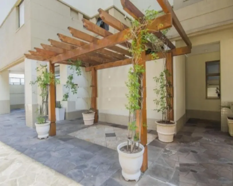 Foto 2 de Apartamento com 2 quartos à venda, 81m2 em Bom Jesus, Porto Alegre - RS