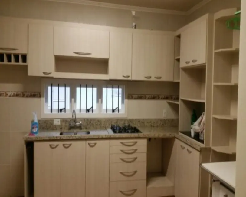 Casa com 4 quartos à venda, 190m2 em Nova Petropolis - RS - imagem 4 Foto 4 de Casa com 4 quartos à venda, 190m2 em Nova Petropolis - RS