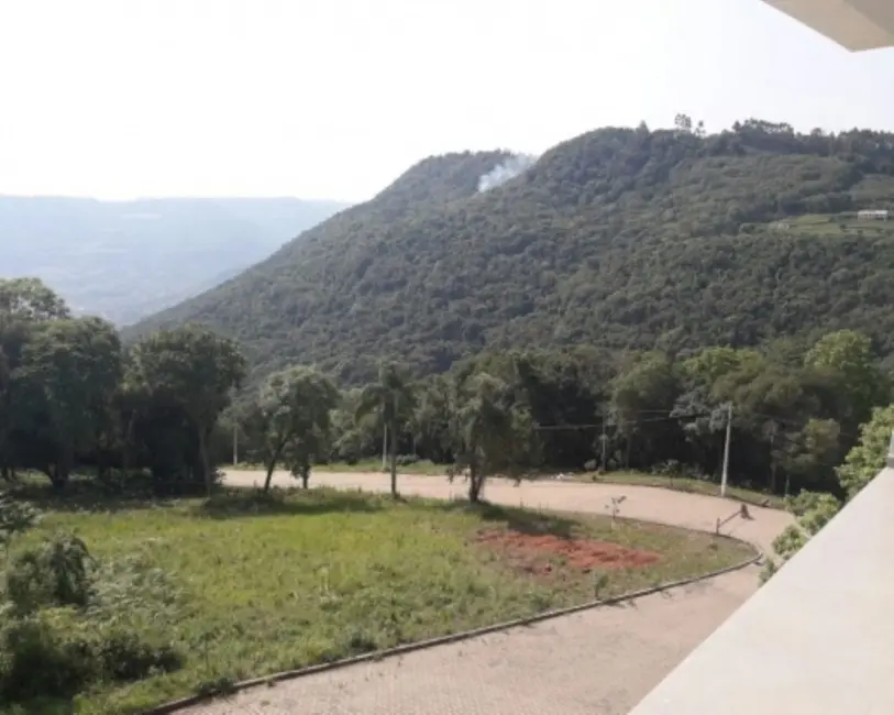 Casa com 4 quartos à venda e para alugar, 348m2 em Nova Petropolis - RS - imagem 9 Foto 9 de Casa com 4 quartos à venda e para alugar, 348m2 em Nova Petropolis - RS