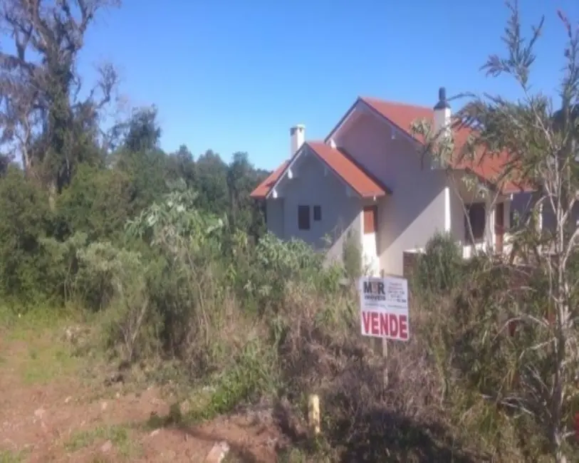 Foto 1 de Terreno / Lote à venda, 390m2 em Nova Petropolis - RS