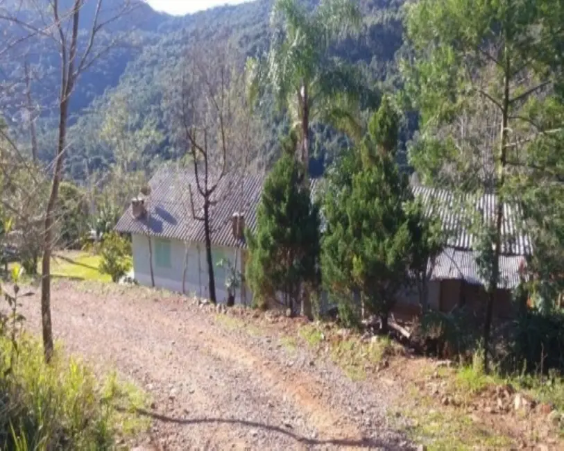 Foto 2 de Sítio / Rancho com 3 quartos à venda, 65m2 em Nova Petropolis - RS