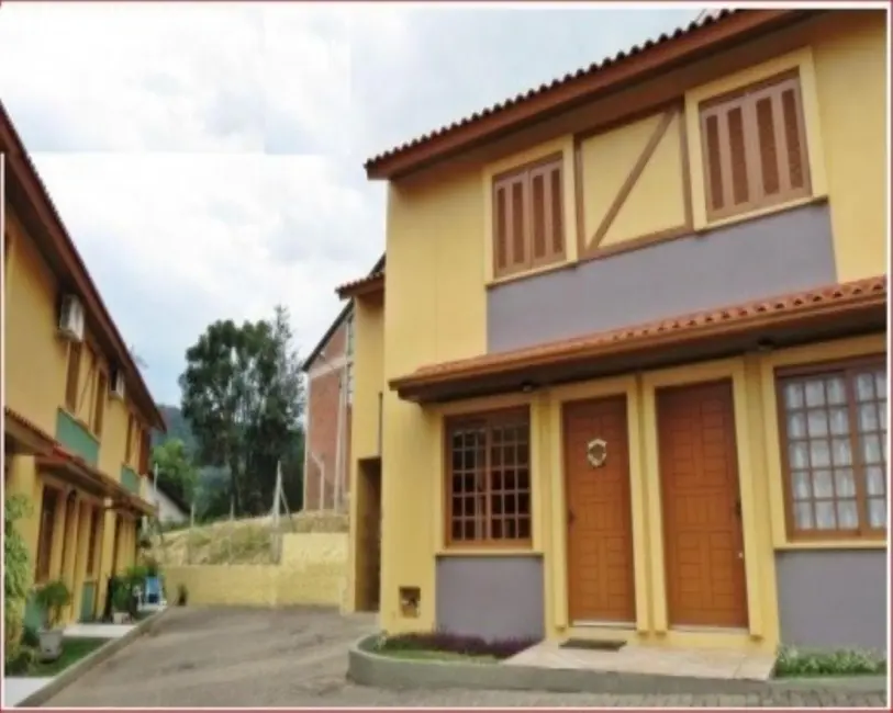 Foto 2 de Casa de Condomínio com 3 quartos à venda, 88m2 em Nova Petropolis - RS