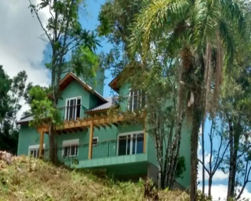 Casa com 4 quartos à venda, 280m2 em Nova Petropolis - RS - imagem 8 Foto 8 de Casa com 4 quartos à venda, 280m2 em Nova Petropolis - RS