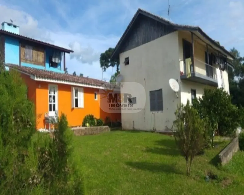Foto 3 de Casa com 3 quartos à venda, 240m2 em Nova Petropolis - RS