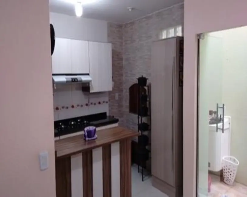 Casa com 3 quartos à venda, 126m2 em Igara, Canoas - RS - imagem 9 Foto 9 de Casa com 3 quartos à venda, 126m2 em Igara, Canoas - RS