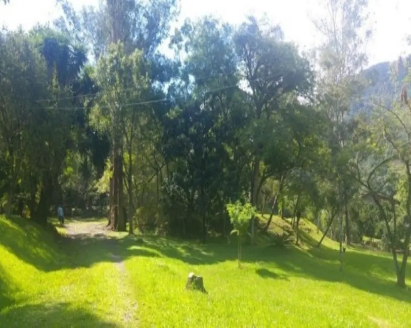 Sítio / Rancho com 4 quartos à venda, 168m2 em Vila Cristina, Caxias Do Sul - RS - imagem 8 Foto 8 de Sítio / Rancho com 4 quartos à venda, 168m2 em Vila Cristina, Caxias Do Sul - RS