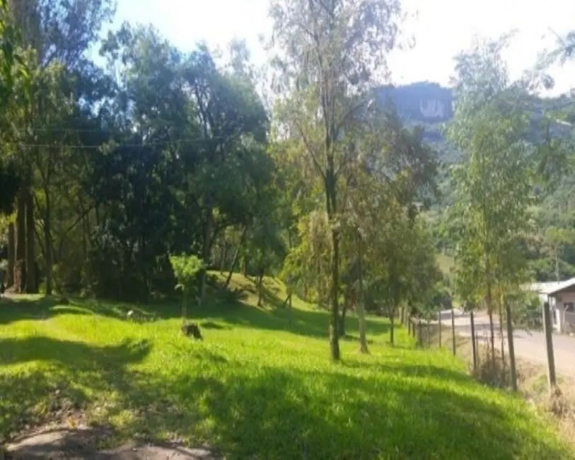 Sítio / Rancho com 4 quartos à venda, 168m2 em Vila Cristina, Caxias Do Sul - RS - imagem 6 Foto 6 de Sítio / Rancho com 4 quartos à venda, 168m2 em Vila Cristina, Caxias Do Sul - RS