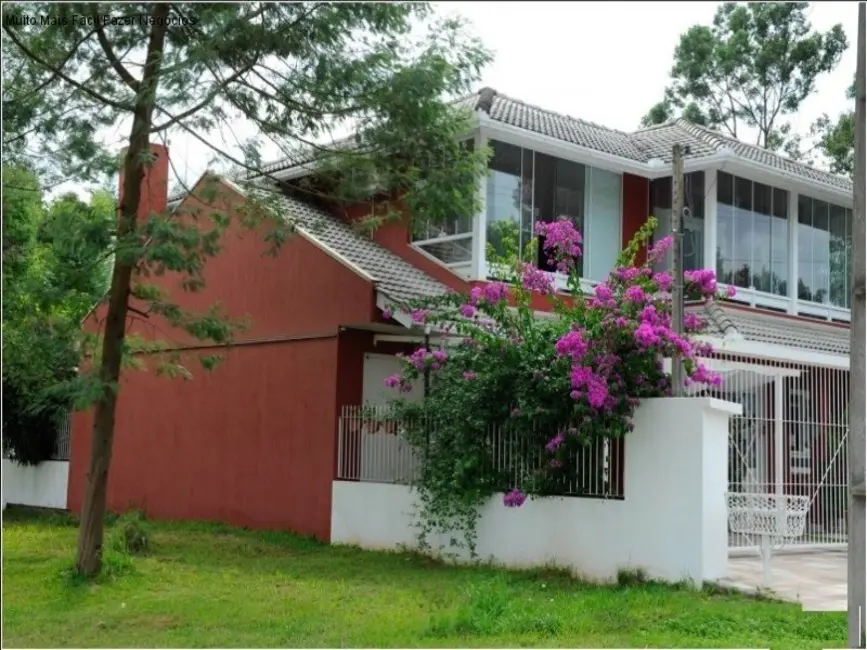 Casa com 3 quartos à venda, 194m2 em Nova Petropolis - RS - imagem 3 Foto 3 de Casa com 3 quartos à venda, 194m2 em Nova Petropolis - RS