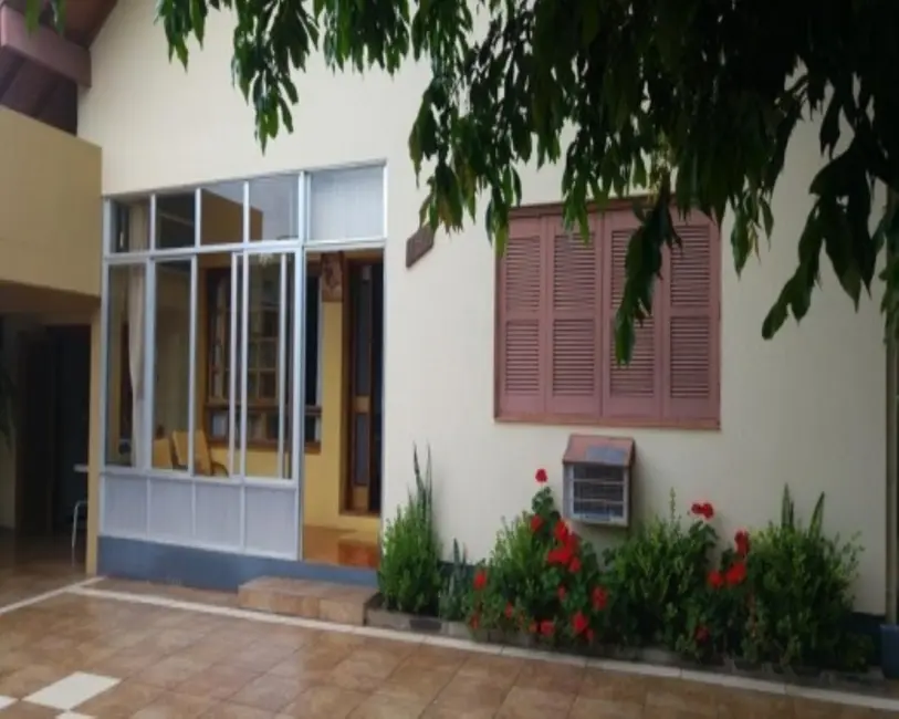 Foto 5 de Casa com 3 quartos à venda, 165m2 em Nova Petropolis - RS