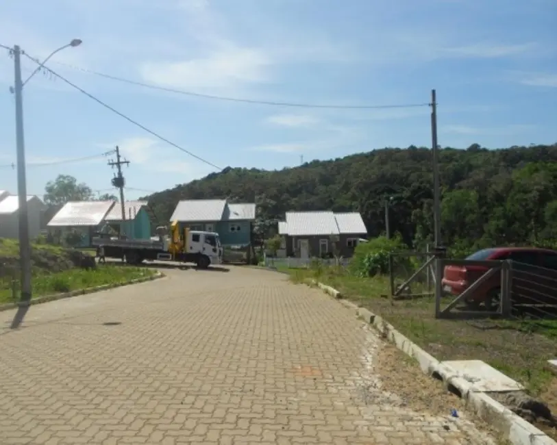 Terreno / Lote à venda, 360m2 em Nova Petropolis - RS - imagem 5 Foto 5 de Terreno / Lote à venda, 360m2 em Nova Petropolis - RS