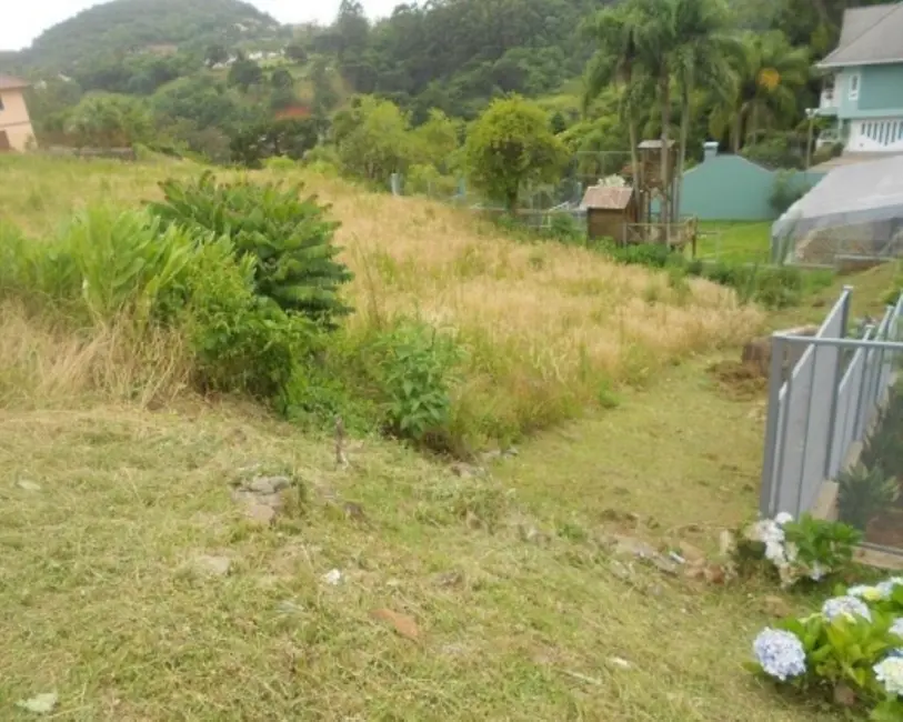 Terreno / Lote à venda, 450m2 em Nova Petropolis - RS - imagem 6 Foto 6 de Terreno / Lote à venda, 450m2 em Nova Petropolis - RS