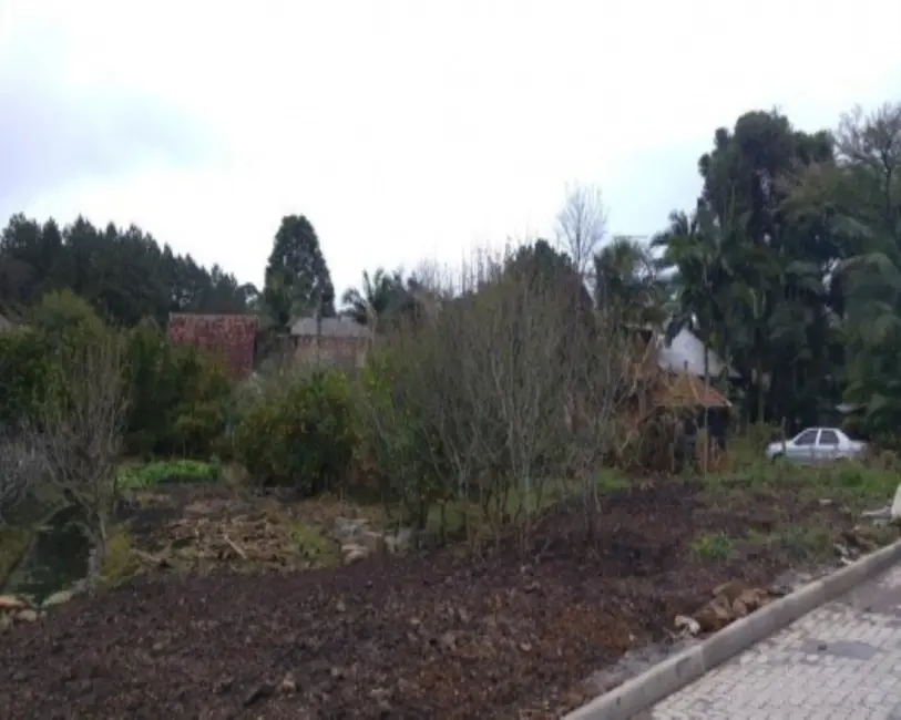 Foto 1 de Terreno / Lote à venda, 940m2 em Nova Petropolis - RS