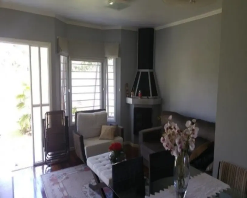 Foto 2 de Casa com 4 quartos à venda, 157m2 em Nova Petropolis - RS