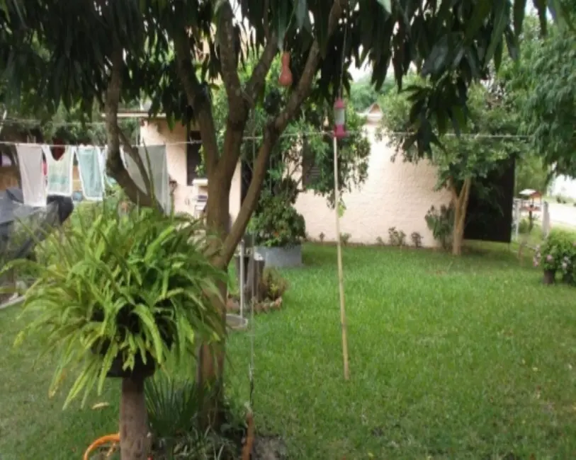 Foto 2 de Casa com 2 quartos à venda, 178m2 em Centro, Arambare - RS
