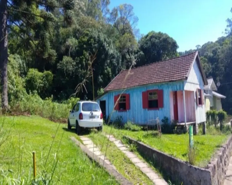 Foto 1 de Terreno / Lote à venda, 798m2 em Várzea Grande, Gramado - RS